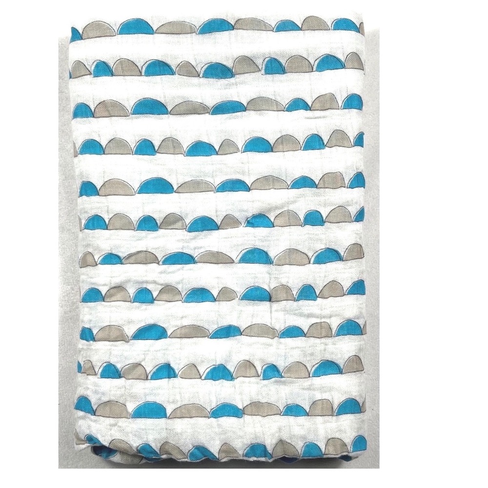 Aden + Anais Bamboo Muslin Swaddle Blanket Teal Gray Scallop Print OS